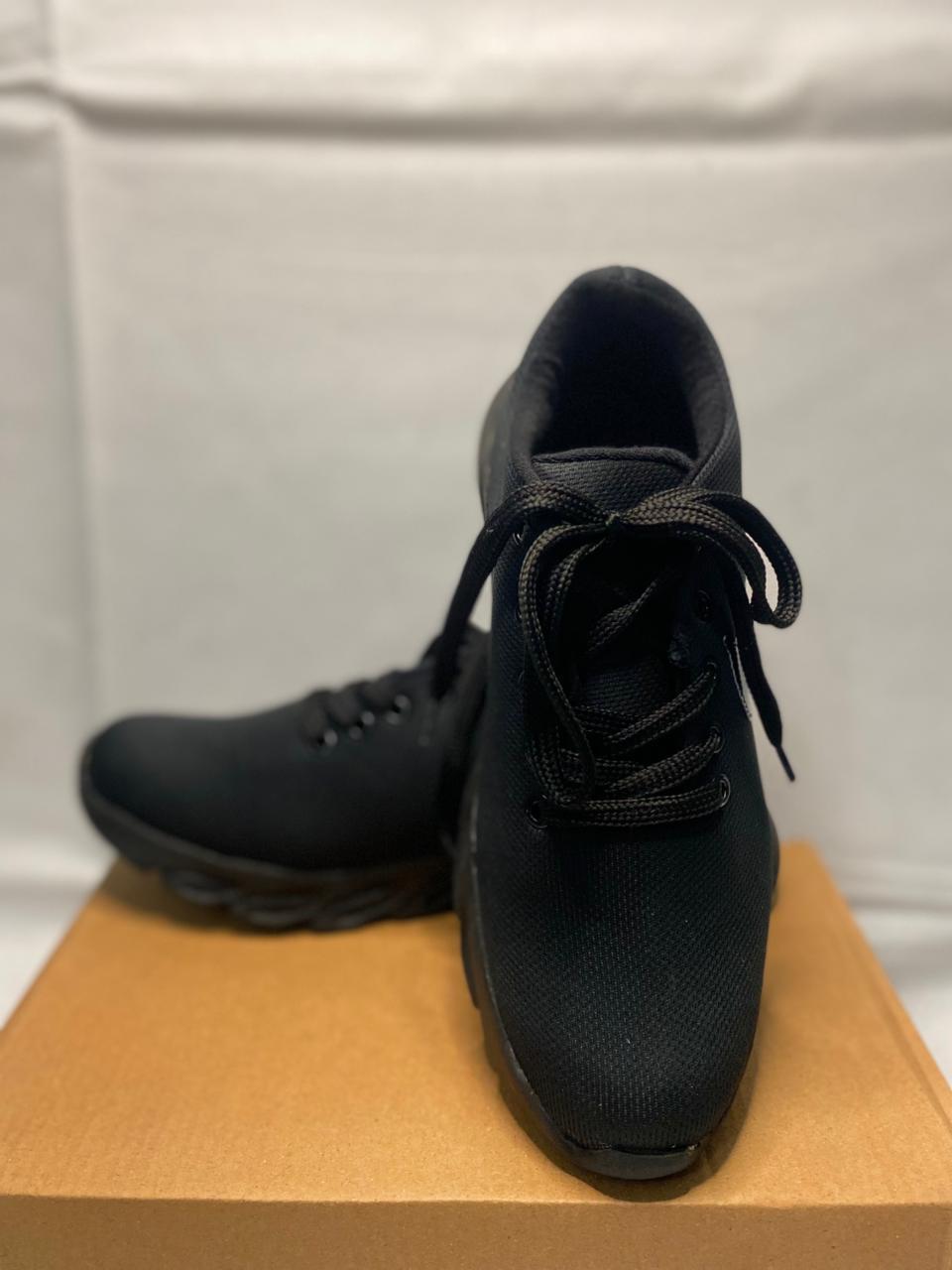 Sports Shoes - View 1