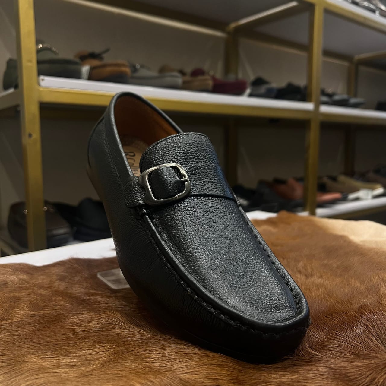Handmade leather formal shoes - View 1