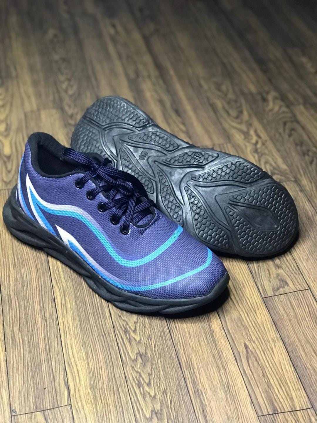 Sports Shoes - View 1