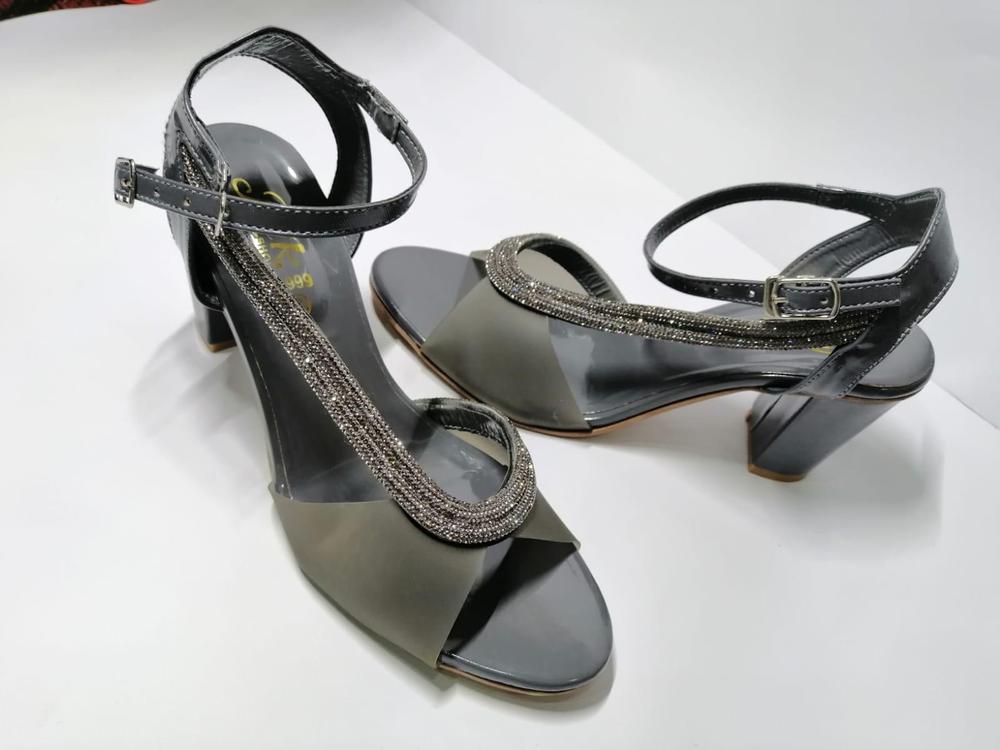 Heels for girls - View 2